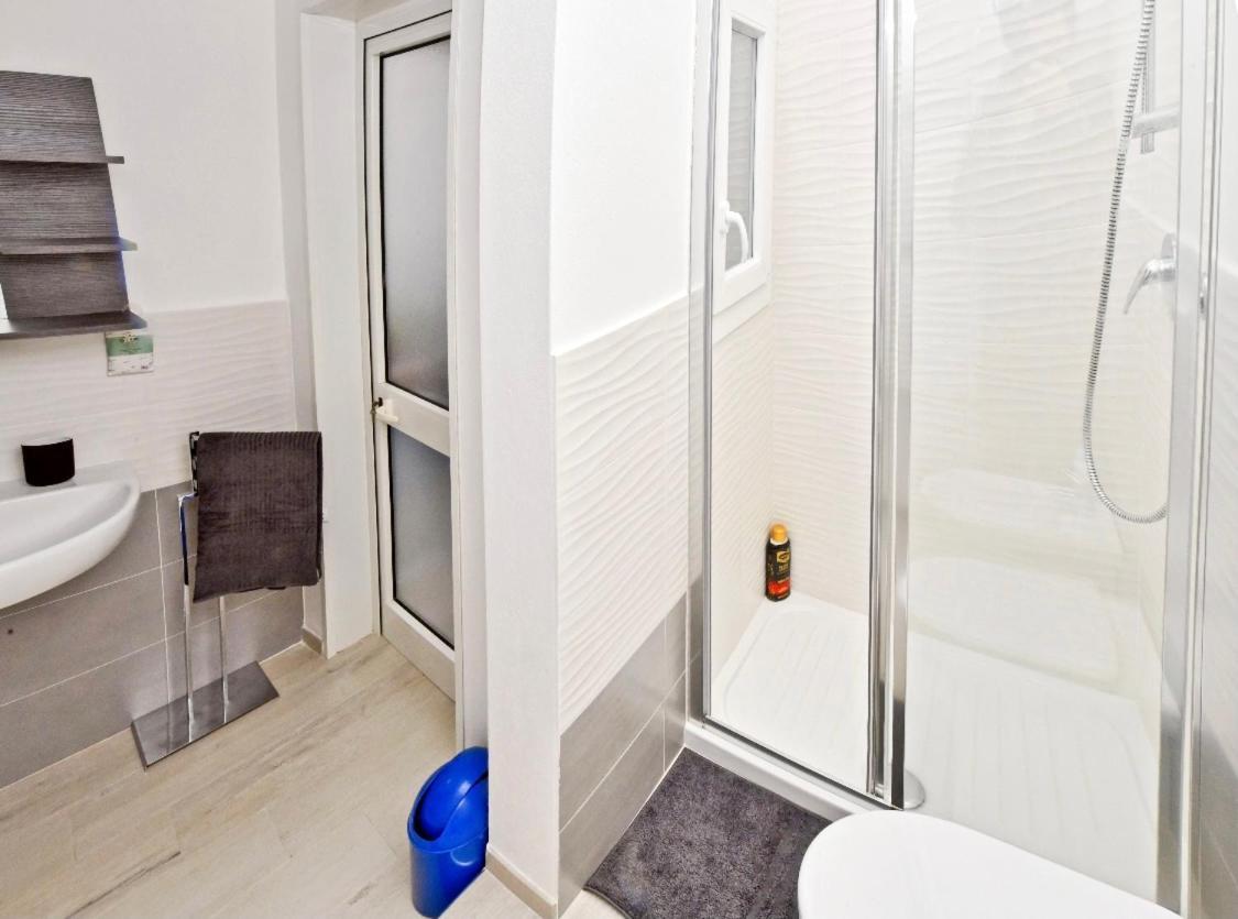 Borgo 98 Guest House Matrimoniale Con Bagno Privato 리보르노 외부 사진